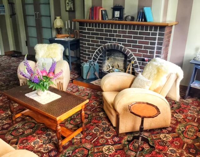 Royal Mail Hotel Lumsden エクステリア 写真